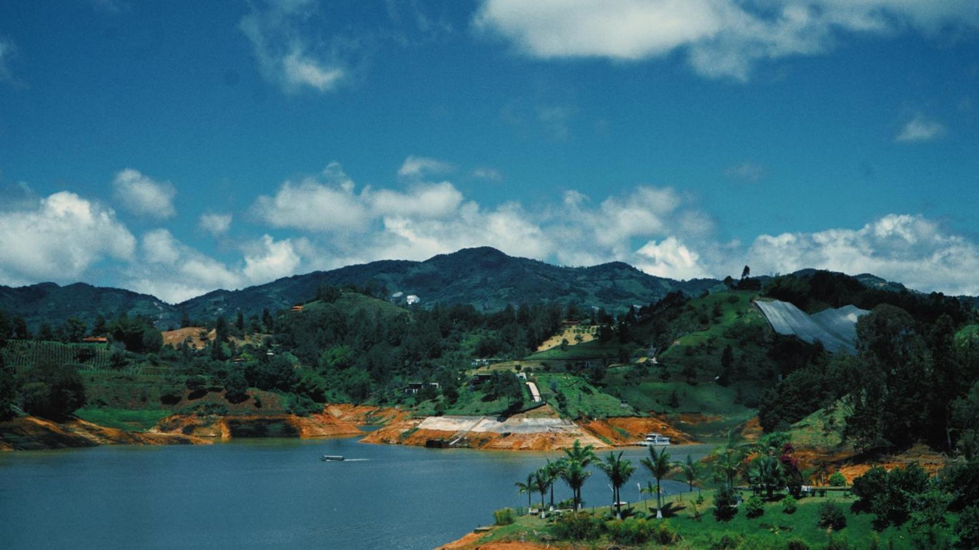 Viajero Guatape Hostel & Lake Club Exterior foto
