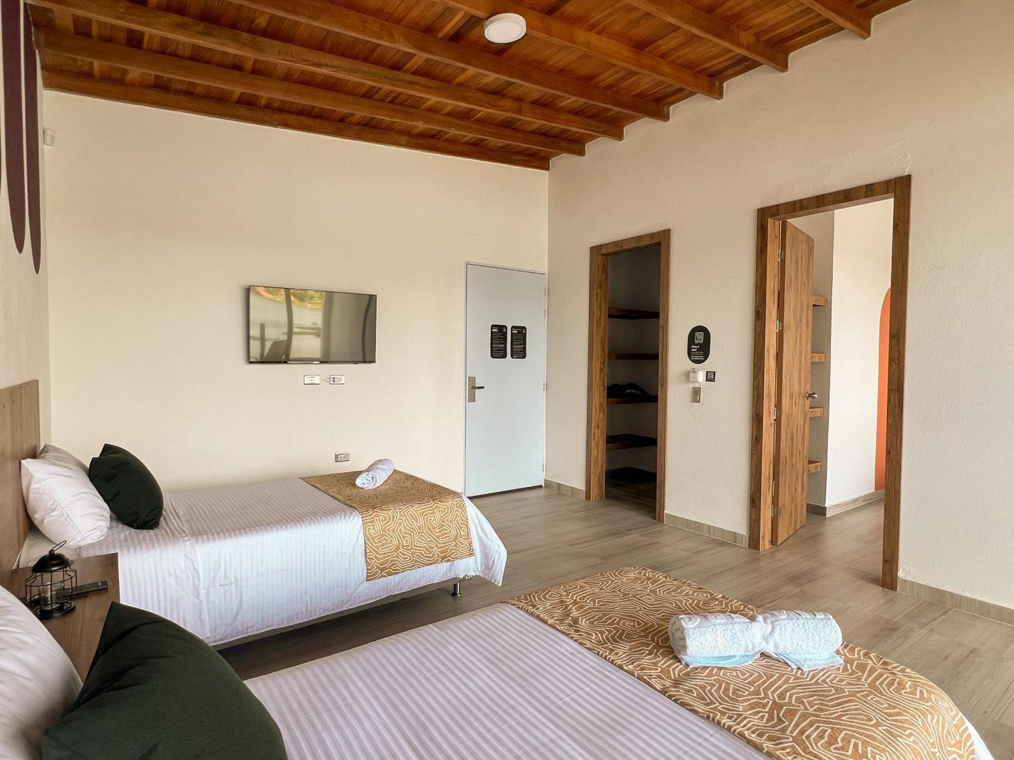 Viajero Guatape Hostel & Lake Club Zimmer foto