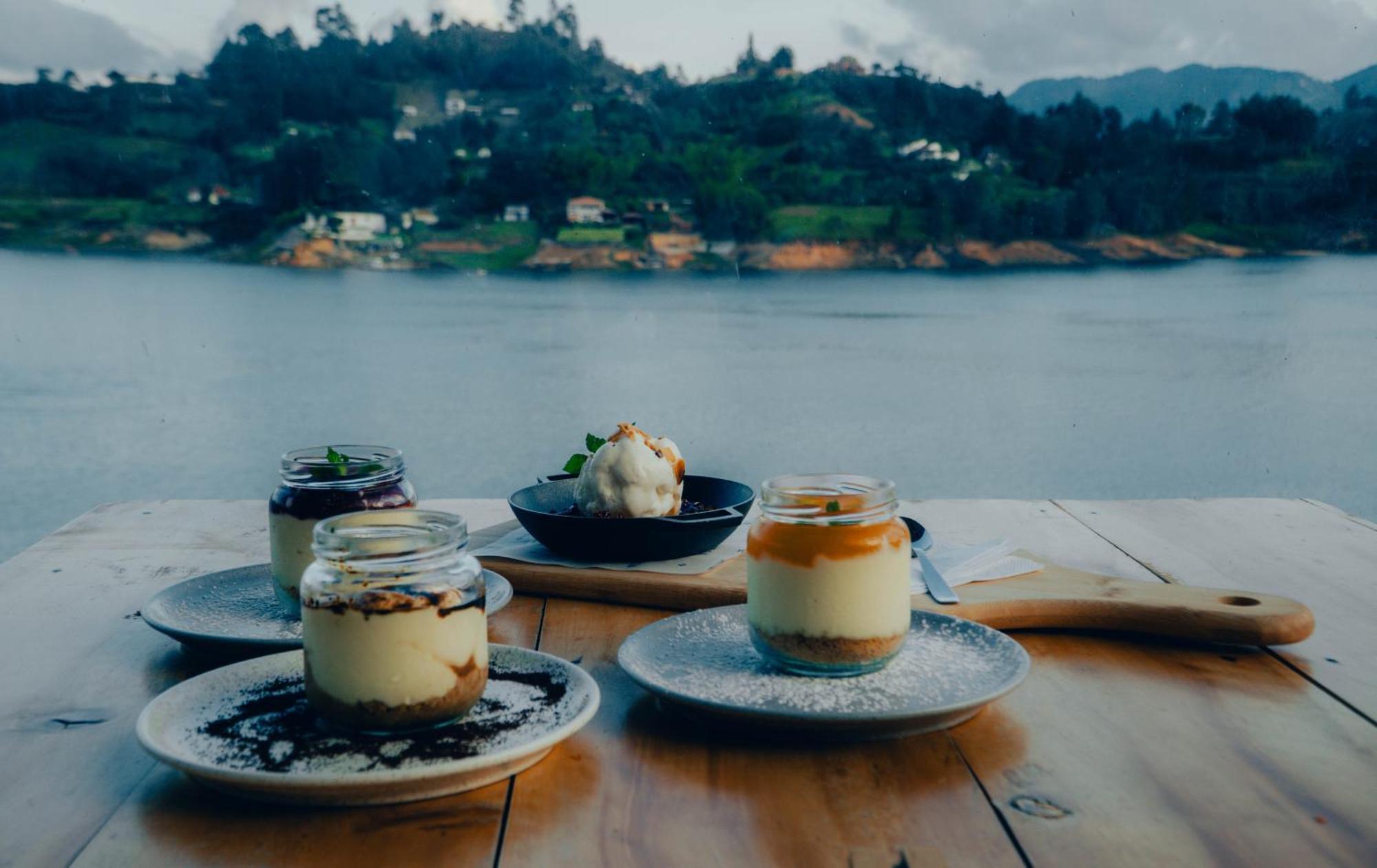 Viajero Guatape Hostel & Lake Club Exterior foto
