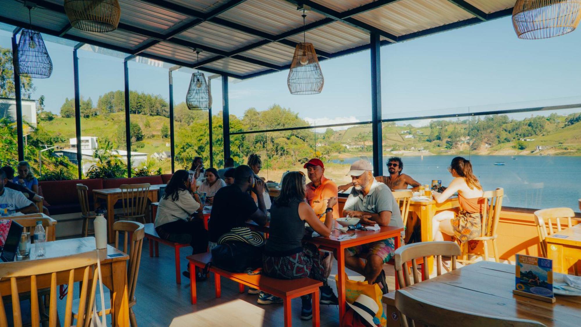 Viajero Guatape Hostel & Lake Club Exterior foto